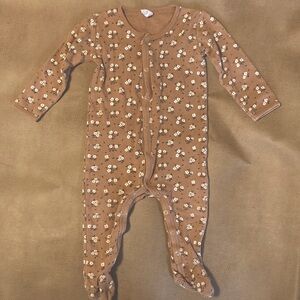 Quincy Mae footies